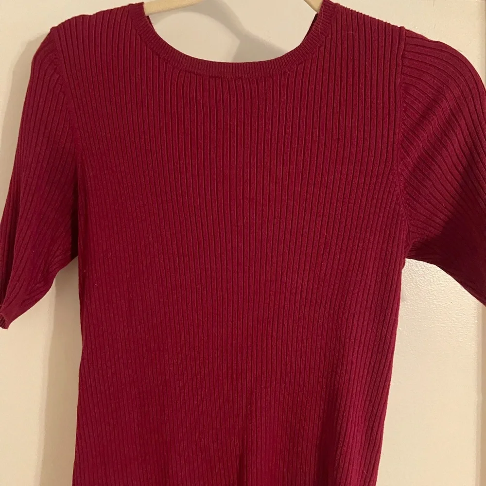 Express Ribbed Top - Picture 3 of 5